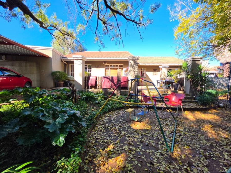 3 Bedroom Property for Sale in Vaalpark Free State